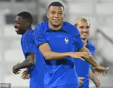 刚刚！西汉姆今夜止住颓势迈阿密热火绝杀压哨备战国王杯，姆巴佩在尤文图斯比赛中战术调整的简单介绍